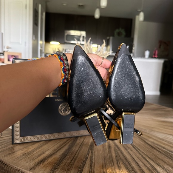 Fendi first heels Fendace - Picture 6 of 7